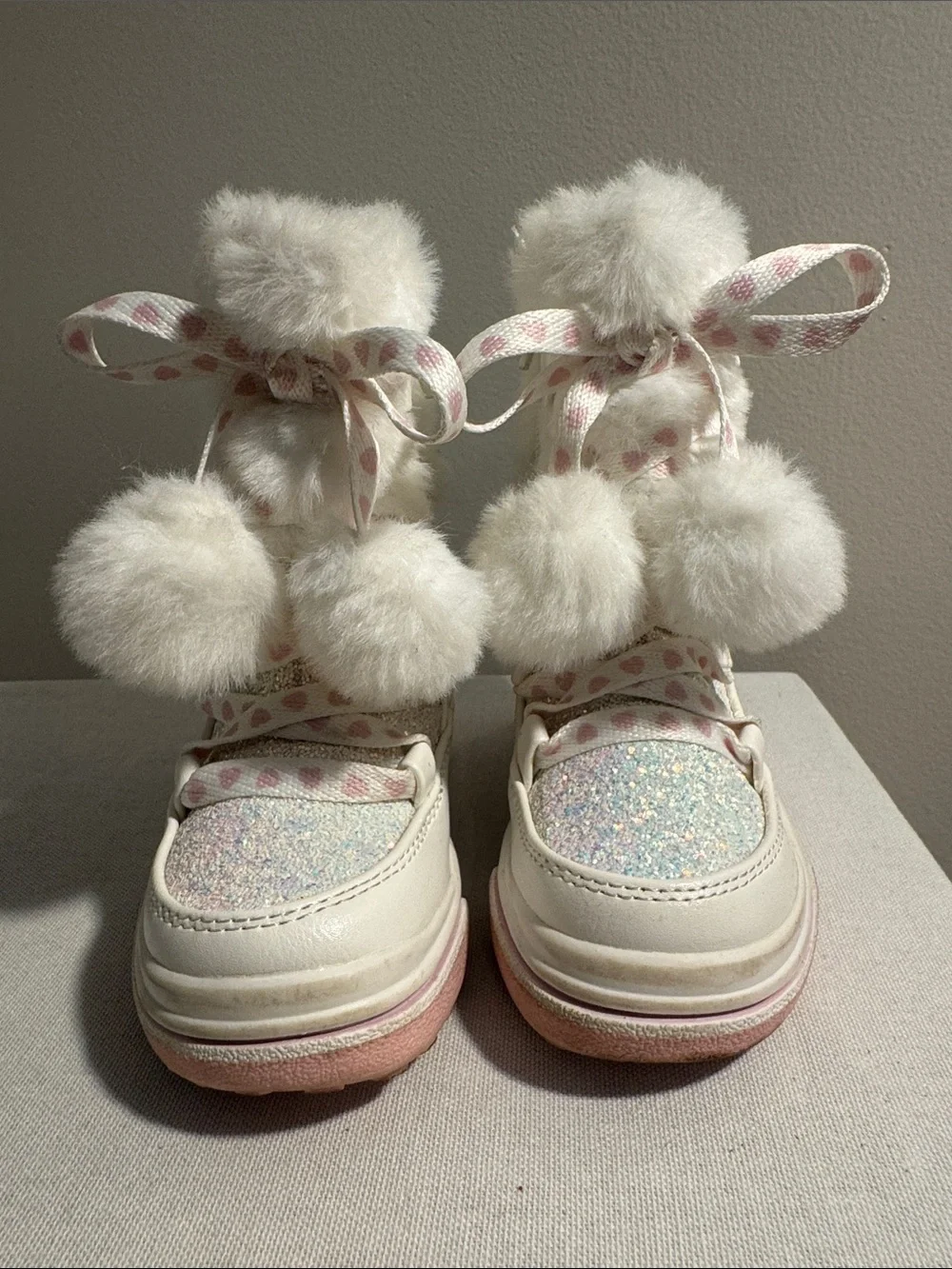 Sparkle-Faux Fur White Kids Winter Boots with Pink Accents